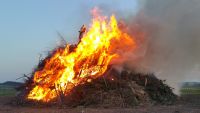 Hexenfeuer-piyabay-Reinhardt.jpg  